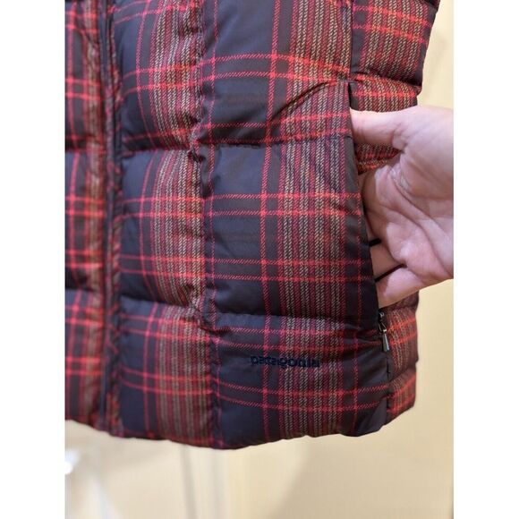 Patagonia Puffer Vest Women's Sz M Goosedown Hooded Red Navy‎ Plaid *Read* - Picture 12 of 14